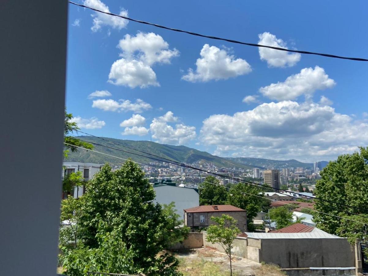 Nikas Apartment With Balcony In Old Tbilisi Eksteriør billede